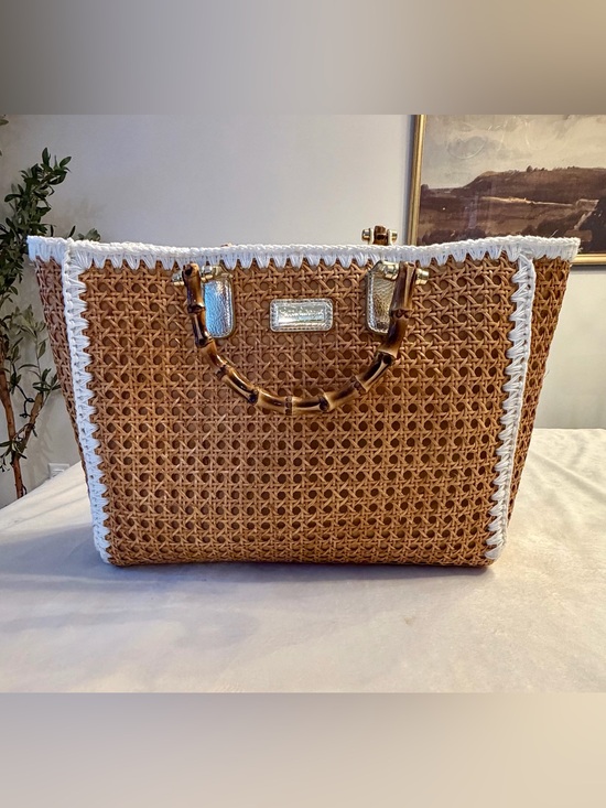 Lilly Pulitzer Handbags - EUC! Lilly Pulitzer Greydon Cane Tote